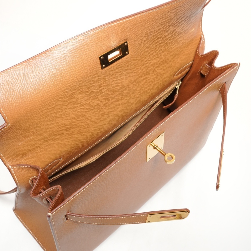 Hermes Kelly 32 2020, Y stamp, gold courchevel leather handbag, brown. - Picture 10 of 14